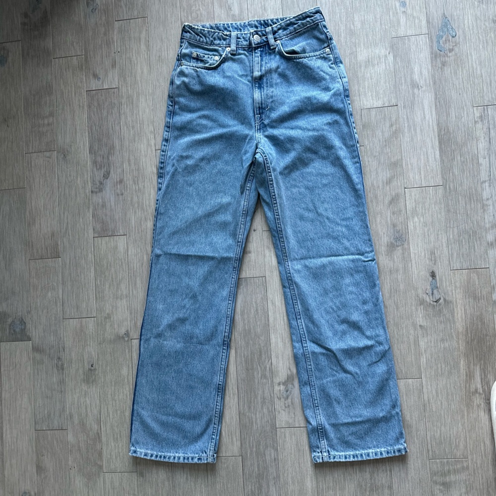 Weekday‎ Rowe Extra High Straight Jeans 26
